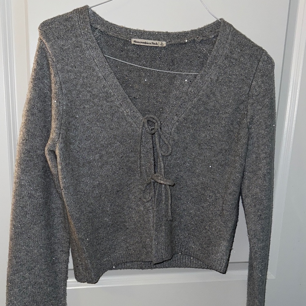 Abercrombie & Fitch Gray Front Tie Sequins Sweater